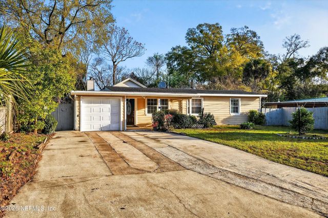 5933 GREEN HILL Lane, Jacksonville, FL 32211