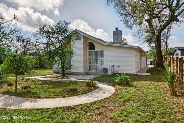 5933 GREEN HILL Lane, Jacksonville, FL 32211