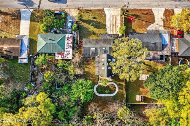 5933 GREEN HILL Lane, Jacksonville, FL 32211