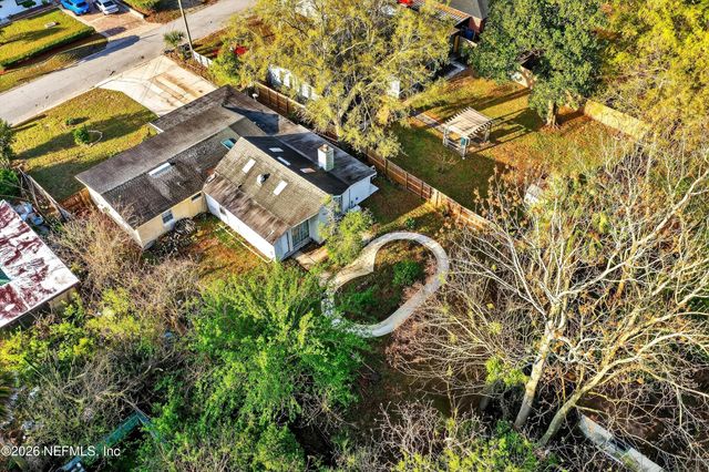 5933 GREEN HILL Lane, Jacksonville, FL 32211