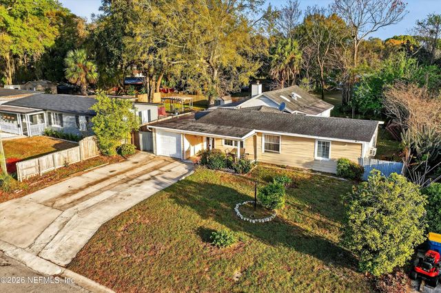 5933 GREEN HILL Lane, Jacksonville, FL 32211