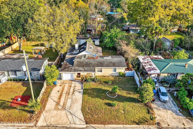 5933 GREEN HILL Lane, Jacksonville, FL 32211