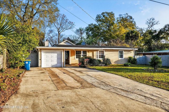 5933 GREEN HILL Lane, Jacksonville, FL 32211