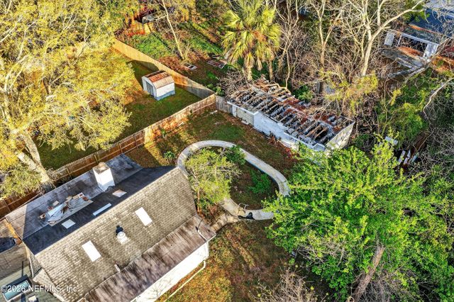 5933 GREEN HILL Lane, Jacksonville, FL 32211