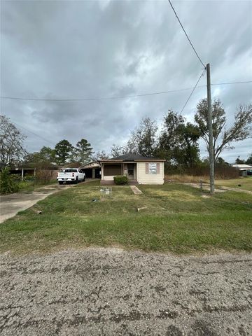 312 Willow Street, Sweeny, TX 77480