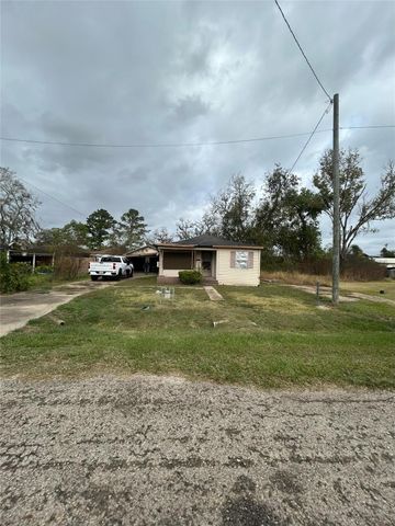312 Willow Street, Sweeny, TX 77480