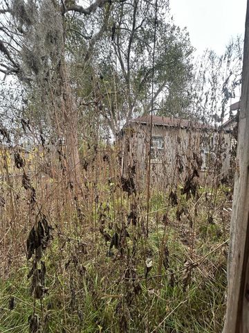 312 Willow Street, Sweeny, TX 77480