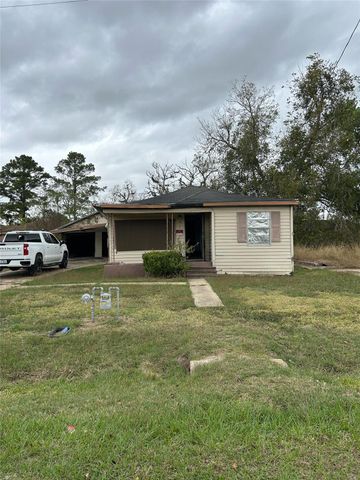 312 Willow Street, Sweeny, TX 77480