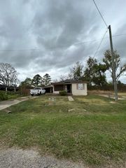 312 Willow Street, Sweeny, TX 77480