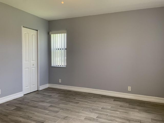 10011 Winding Lake Road 101, Sunrise, FL 33351
