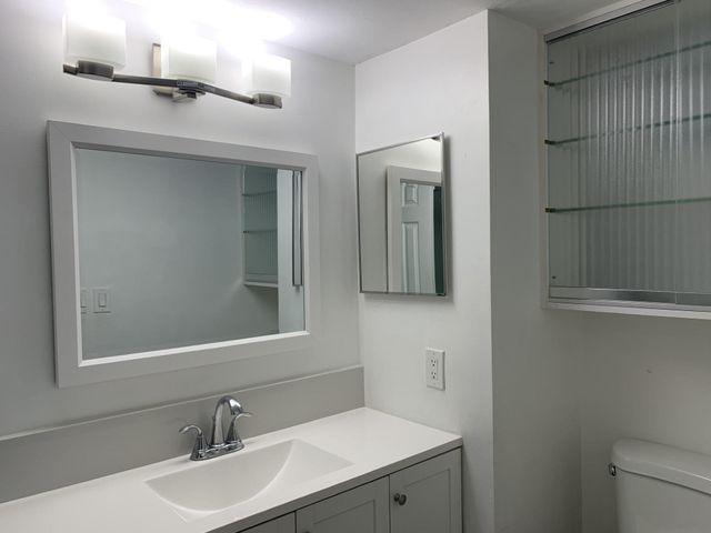 10011 Winding Lake Road 101, Sunrise, FL 33351