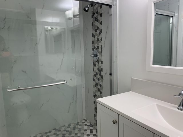 10011 Winding Lake Road 101, Sunrise, FL 33351