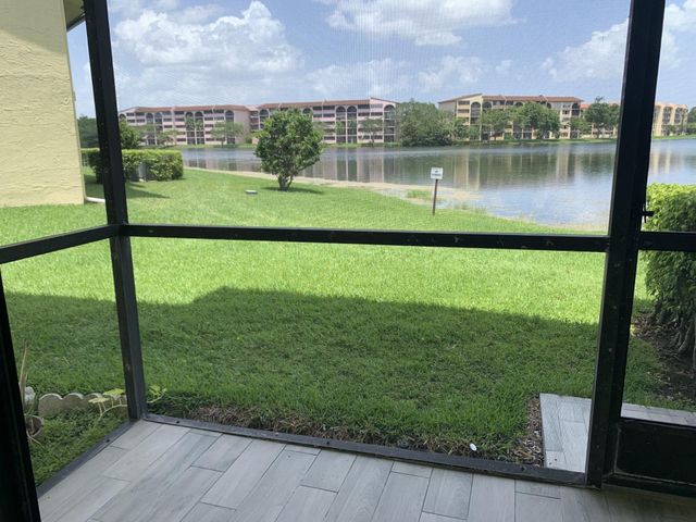 10011 Winding Lake Road 101, Sunrise, FL 33351