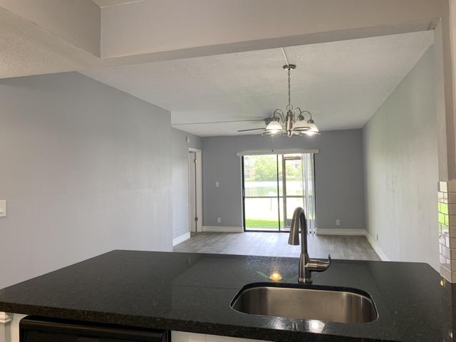 10011 Winding Lake Road 101, Sunrise, FL 33351