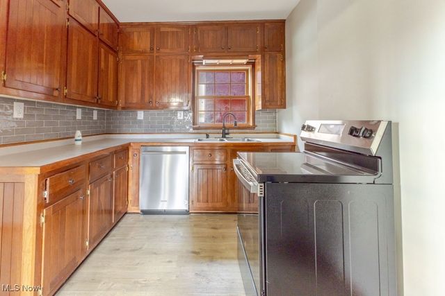 3002 Elm Street, Weirton, WV 26062