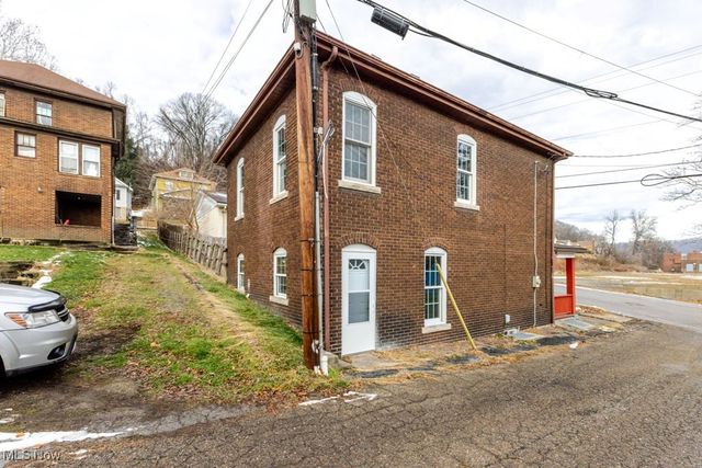 3002 Elm Street, Weirton, WV 26062