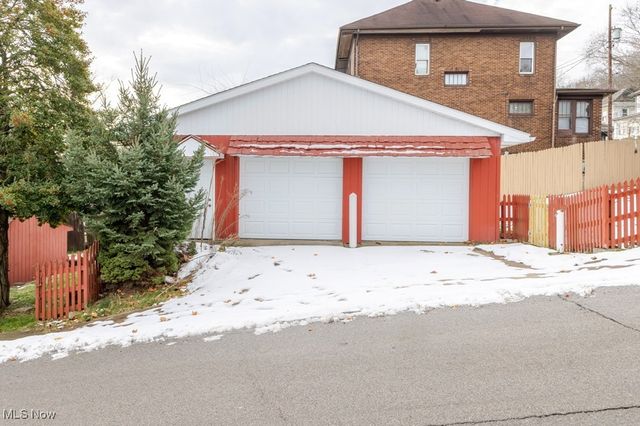 3002 Elm Street, Weirton, WV 26062