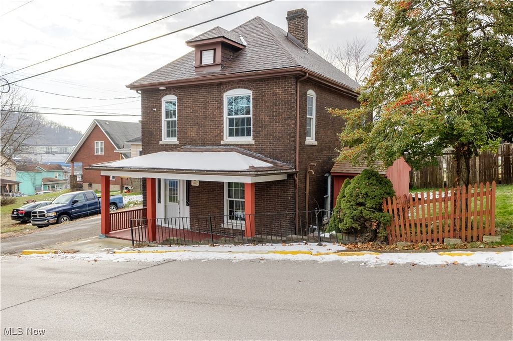 3002 Elm Street, Weirton, WV 26062