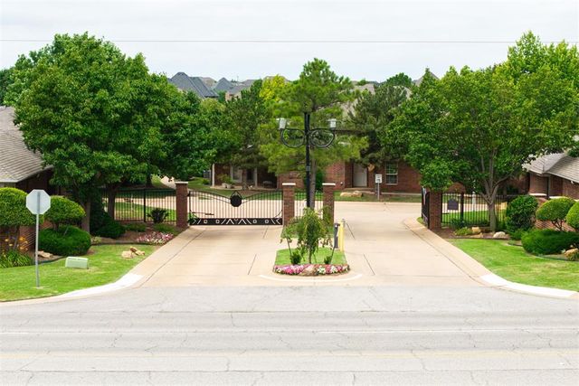 15420 Monarch Lane, Edmond, OK 73013