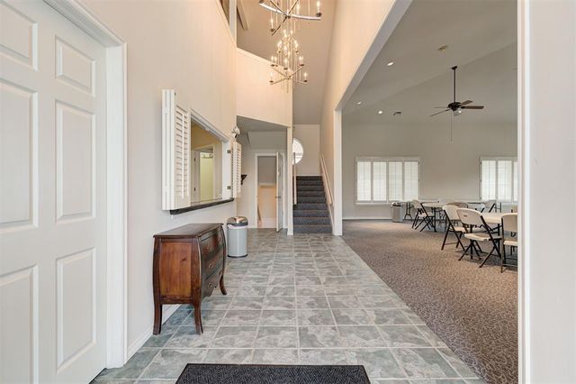 15420 Monarch Lane, Edmond, OK 73013