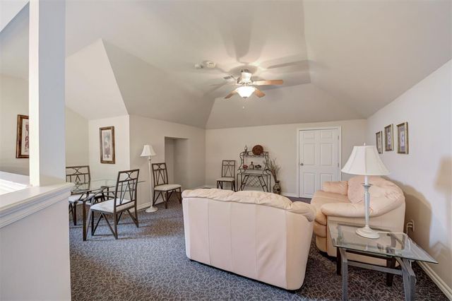 15420 Monarch Lane, Edmond, OK 73013
