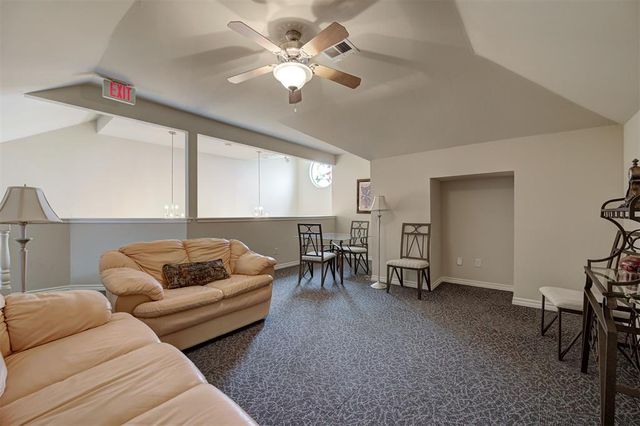15420 Monarch Lane, Edmond, OK 73013