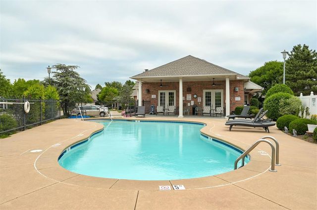 15420 Monarch Lane, Edmond, OK 73013