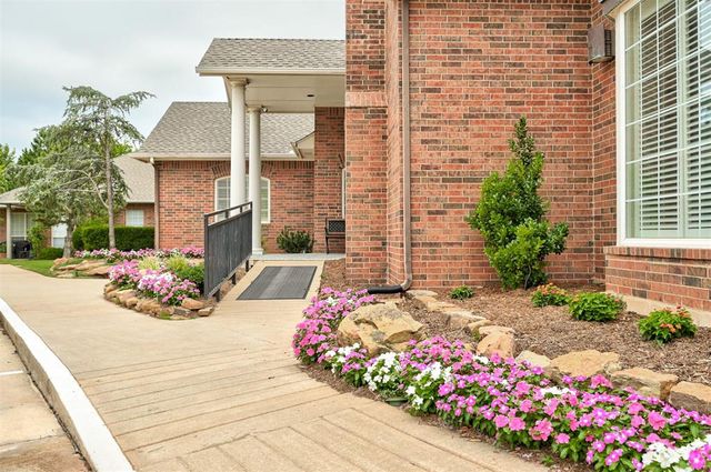 15420 Monarch Lane, Edmond, OK 73013