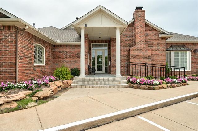15420 Monarch Lane, Edmond, OK 73013