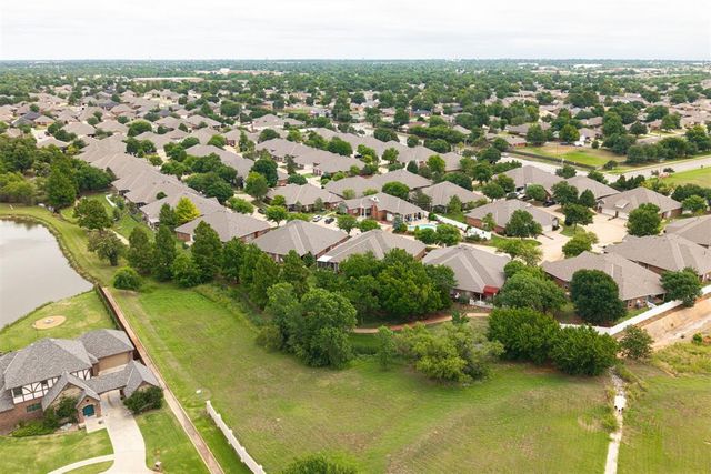 15420 Monarch Lane, Edmond, OK 73013