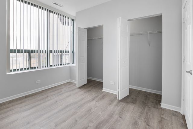 2451 W Howard Street 406, Chicago, IL 60645