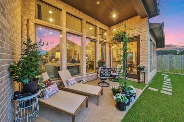 17522 Shoebutton, Conroe, TX 77385