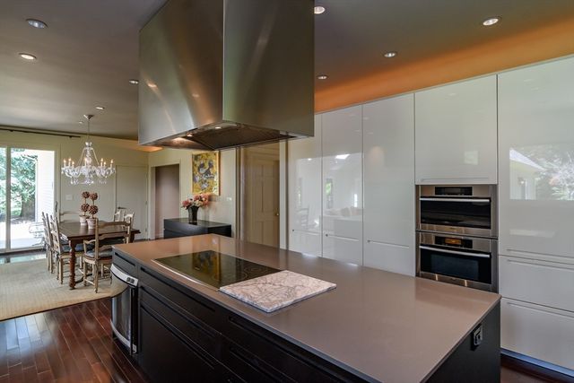 41 Phillips Rd, Sudbury, MA 01776