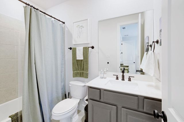 1304 Highcrest Aly, Georgetown, TX 78628