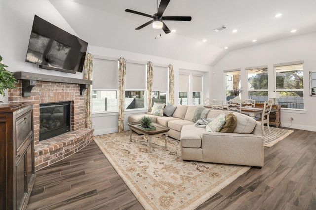 1304 Highcrest Aly, Georgetown, TX 78628