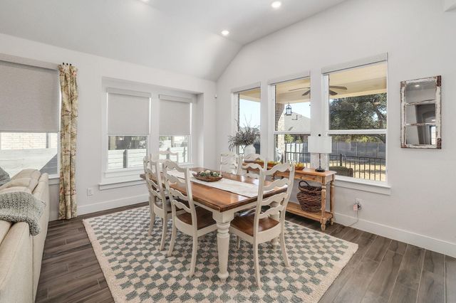 1304 Highcrest Aly, Georgetown, TX 78628