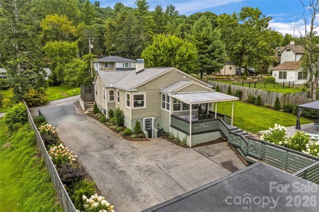 10 Springdale Road, Asheville, NC 28805