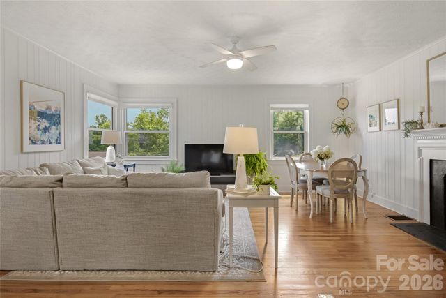 10 Springdale Road, Asheville, NC 28805
