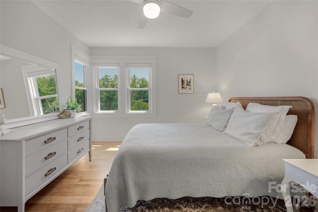 10 Springdale Road, Asheville, NC 28805
