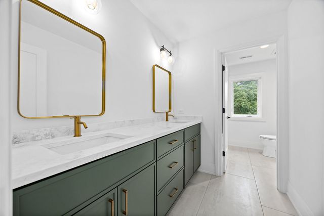 8743 Austin Avenue, Oak Lawn, IL 60453