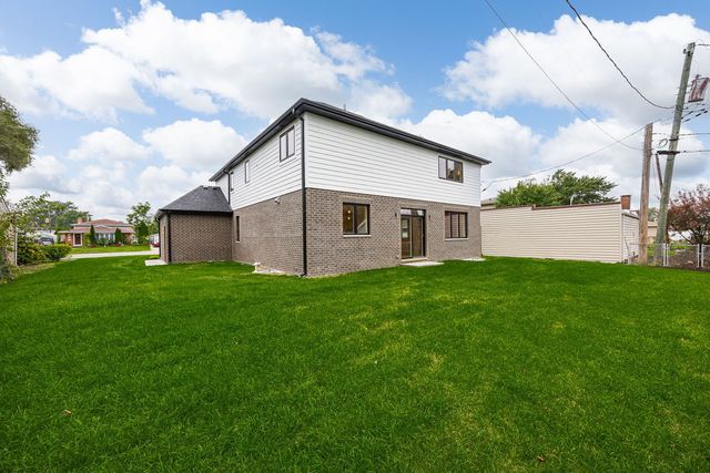 8743 Austin Avenue, Oak Lawn, IL 60453