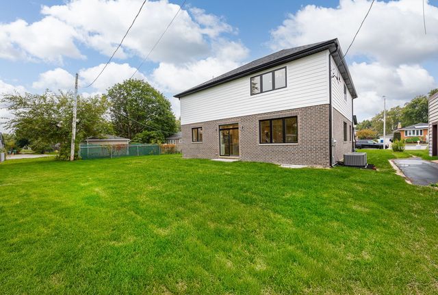 8743 Austin Avenue, Oak Lawn, IL 60453