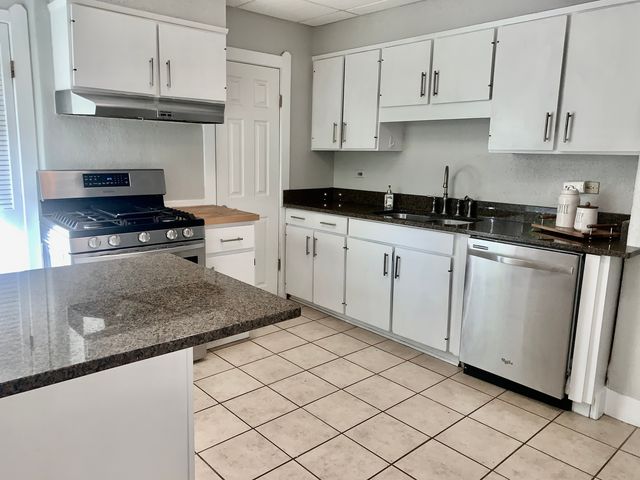 101 Horne Street, St. Charles, IL 60174