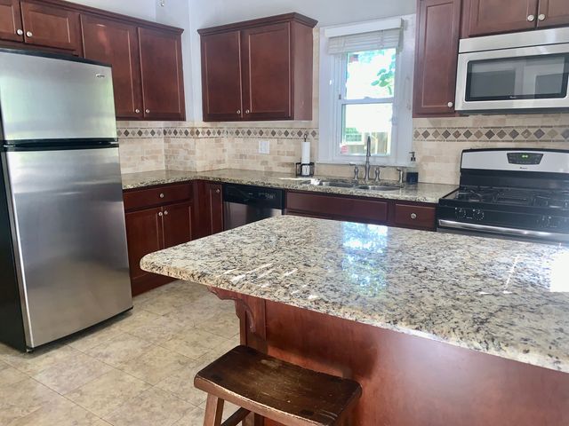 101 Horne Street, St. Charles, IL 60174