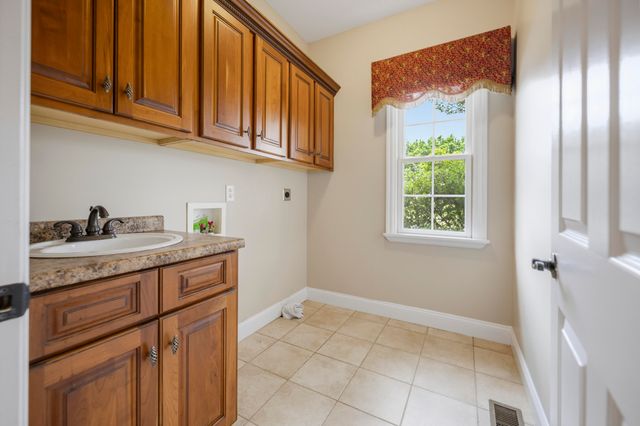 1639 Speedwell Road, Richmond, KY 40475