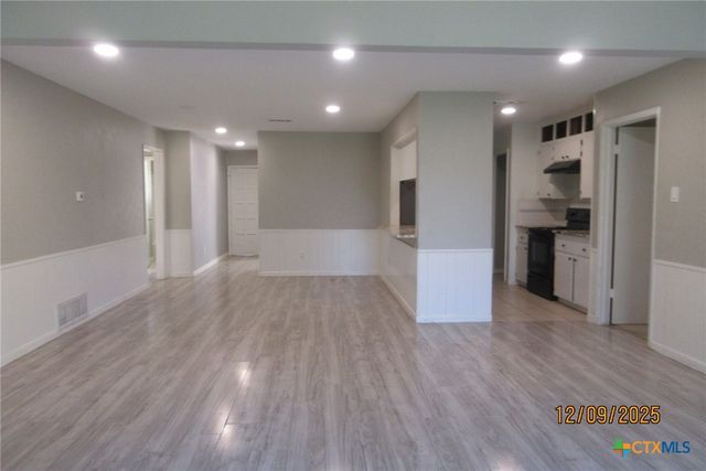 1806 Sycamore Drive, Killeen, TX 76543