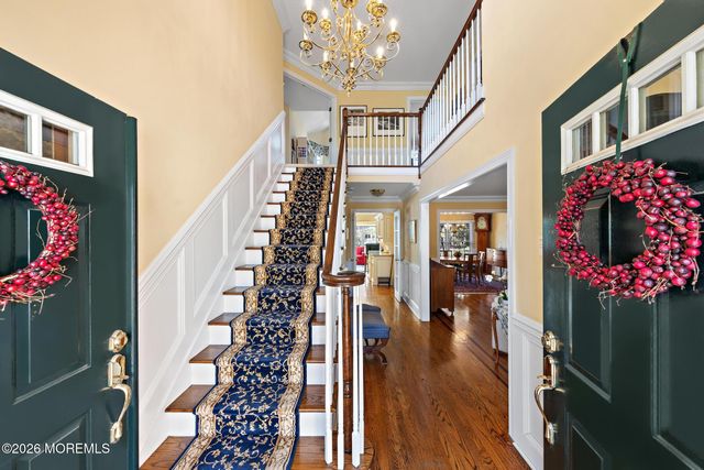 194 Heritage Court, Little Silver, NJ 07739