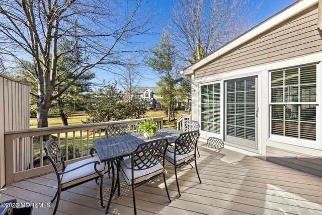 194 Heritage Court, Little Silver, NJ 07739