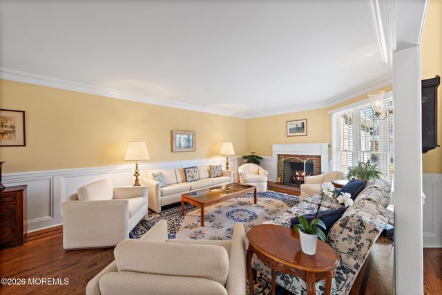 194 Heritage Court, Little Silver, NJ 07739