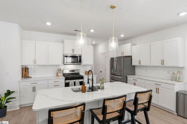 1049 Nadine Way, Greer, SC 29651